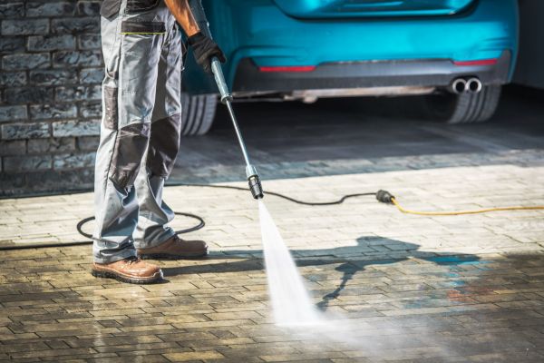 Driveway Pressure Washing in Port Charlotte