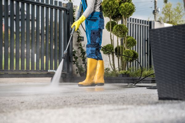 Driveway Power Washing in Port Charlotte
