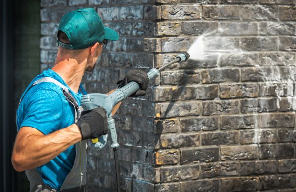 Brick Wall Cleaning in Port Charlotte