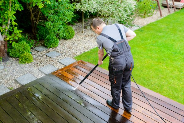 Deck And Patio Cleaning in Port Charlotte