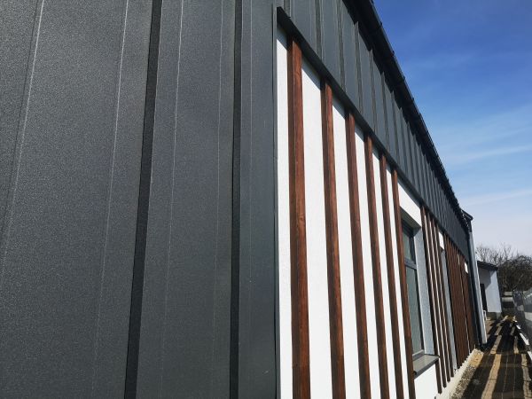 Aluminum Siding Power Washing in Port Charlotte