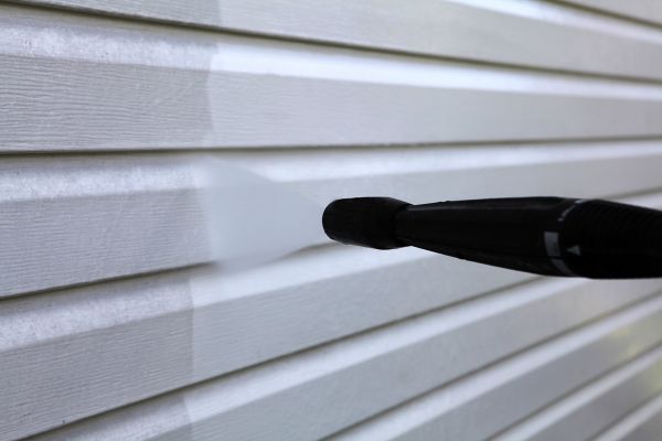 Condo Siding Power Washing in Port Charlotte