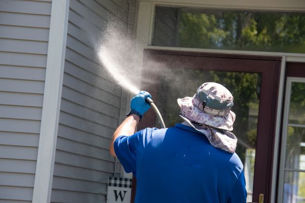 Siding Pressure Washing in Port Charlotte