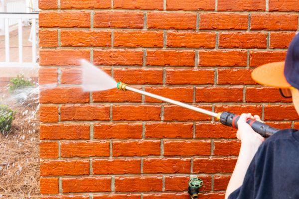 Wall Pressure Washing in Port Charlotte